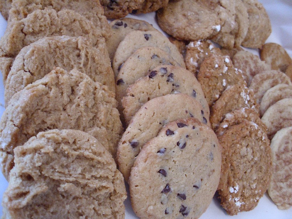 Small Cookie Tray - Dobo's Delights Bakery